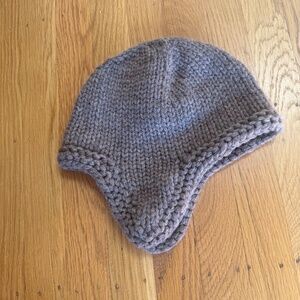 DemyLee Soft (merino?) wool hat hardly worn